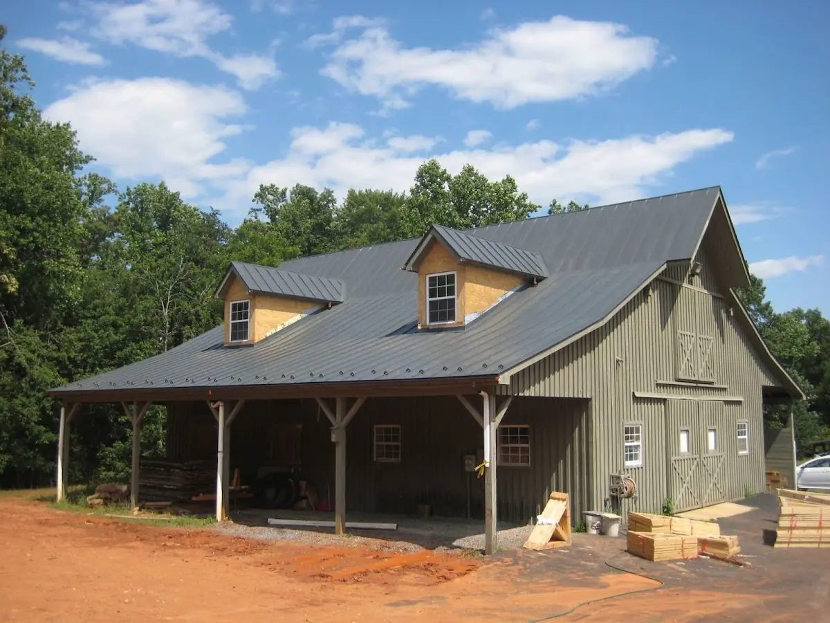 Expert Metal Roof Repair workmanship in Sanford Farms